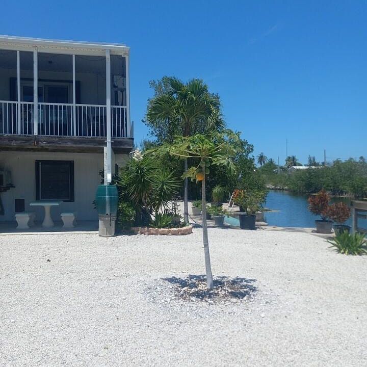 1st image of 251 Pelican Ln