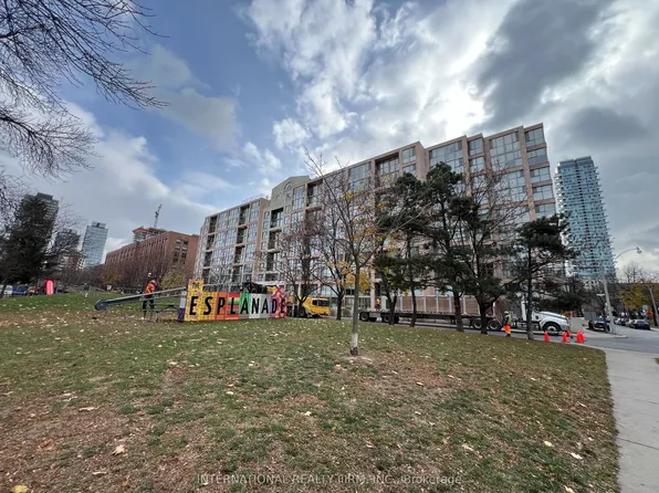 65 Scadding Ave #Penthouse 5, Toronto, ON M5A 4L1