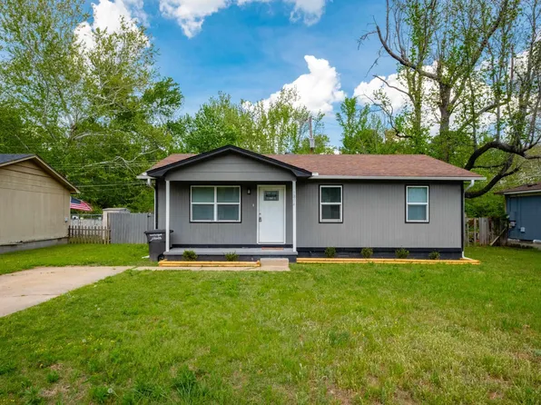 1804 Kelly Dr, Jacksonville, AR 72076