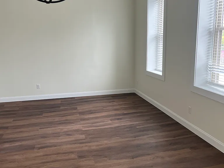 25 Oswego St #8 — Photo 5
