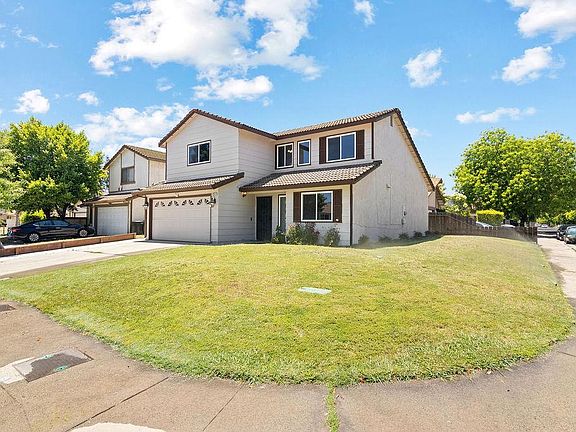 2nd image of 3945 Sparrow Ct