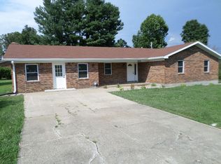 525 E Lincoln Trail Blvd, Radcliff, KY 40160