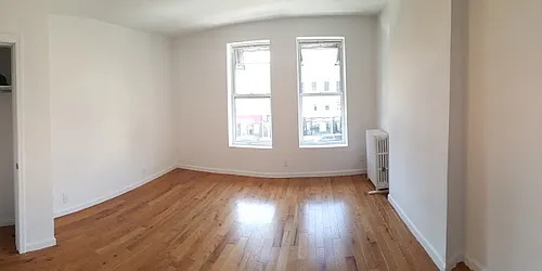 Rented by Urban Realty NYC