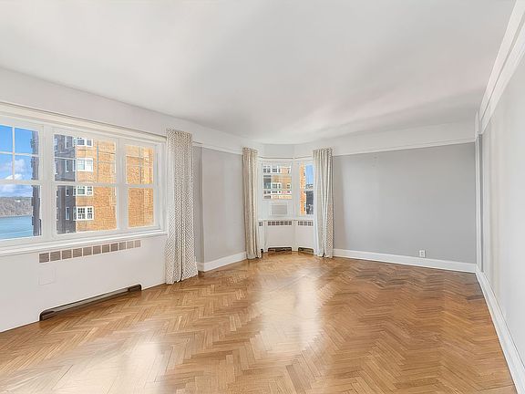 2nd image of 120 Cabrini Blvd APT 107