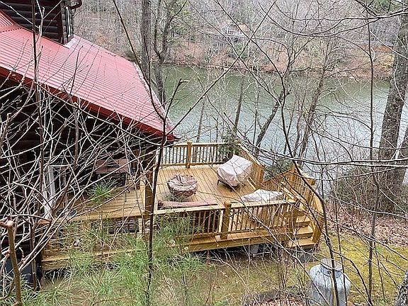 2nd image of 849 Lakeside Dr