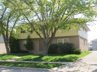 4621 37th Ave, Kenosha, WI 53144