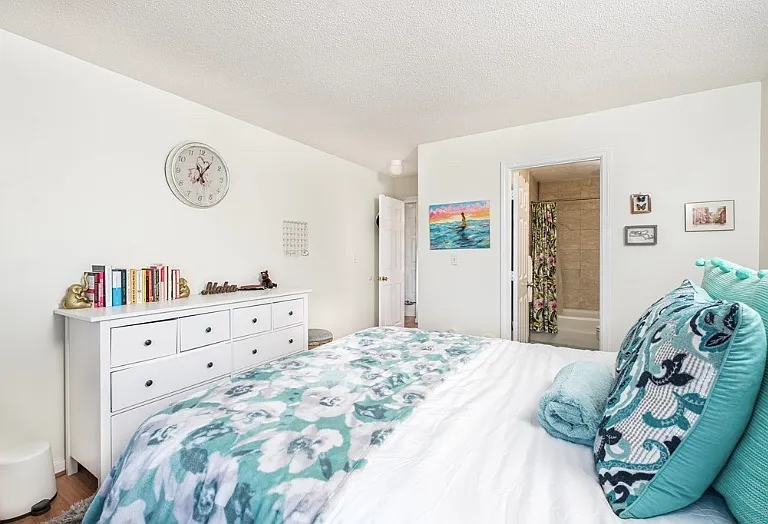 147 Kelton St #501 — Photo 6