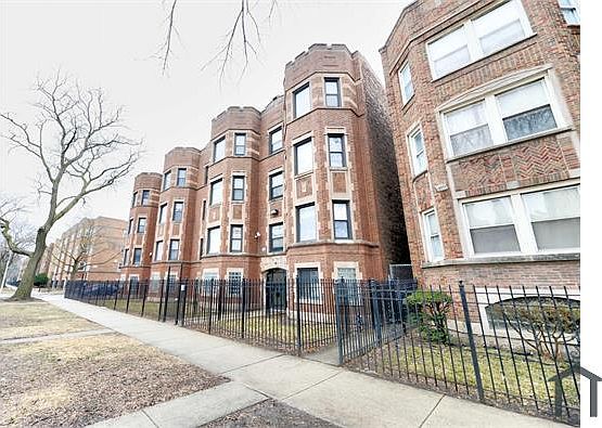 1st image of 8158 S Maryland Ave APT 2
