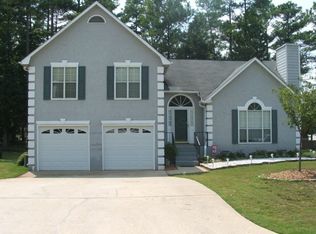 12233 Cypress Ln, Fayetteville, GA