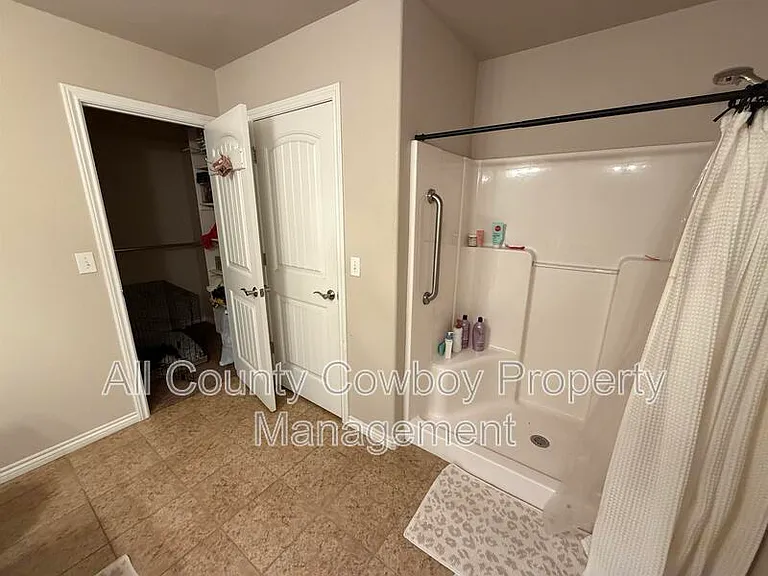 4118 Cliff St — Photo 12