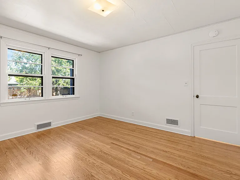 5336 NE 35th Pl — Photo 11