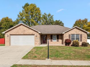 1839 Richards Dr, Seymour, IN 47274