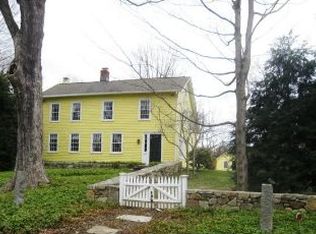 64 Rockwell Rd, Ridgefield, CT 06877