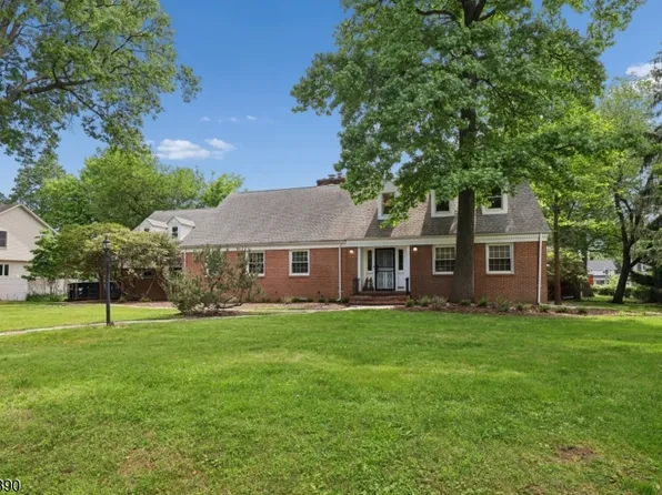 1271 Alicia Ave, Teaneck Twp., NJ 07666