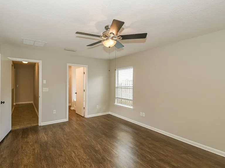 12616 Pine Marsh Way — Photo 8