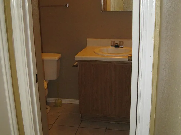 4911 Kenton Lake — Photo 14