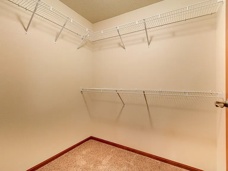 Southport Heights Apartments — Photo 55