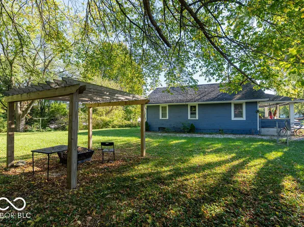 1612 West Dr #10, Anderson, IN 46012