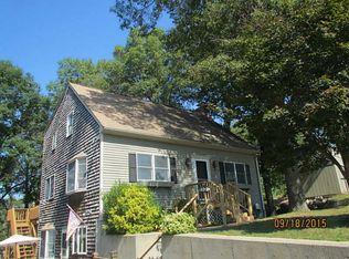 1 Berkshire Rd, Coventry, RI 02816