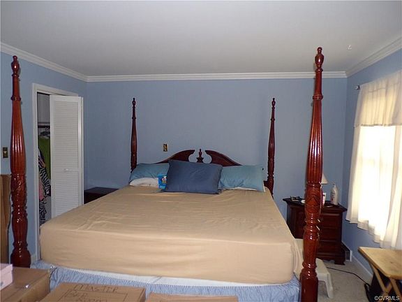 4th image of 3000 N Battlebridge Dr
