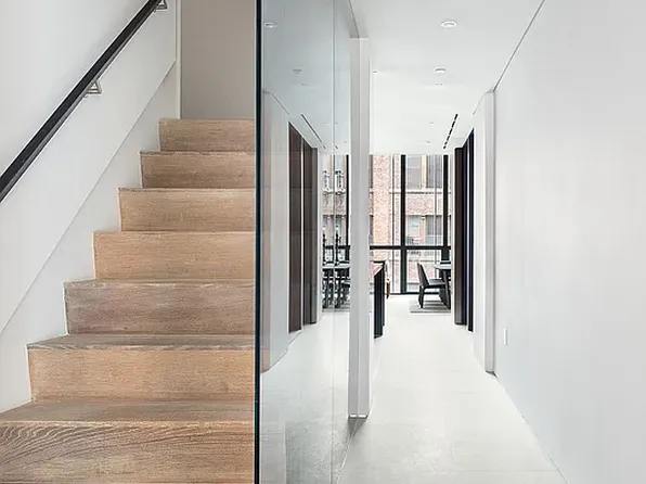 522 West 29th Street image 7 of 11