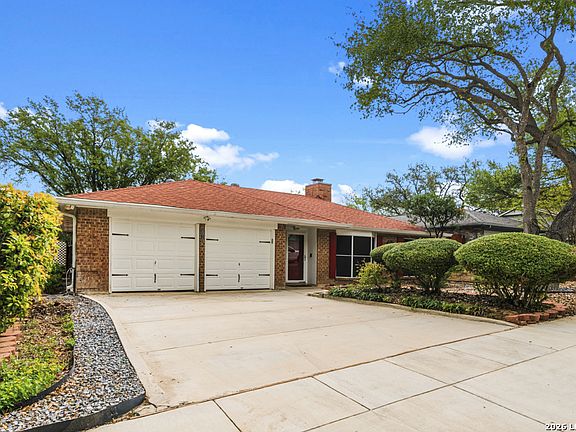 3rd image of 5010 CRESTWOOD DR