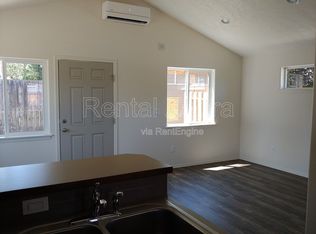 1424 NW 9th St, Redmond, OR 97756