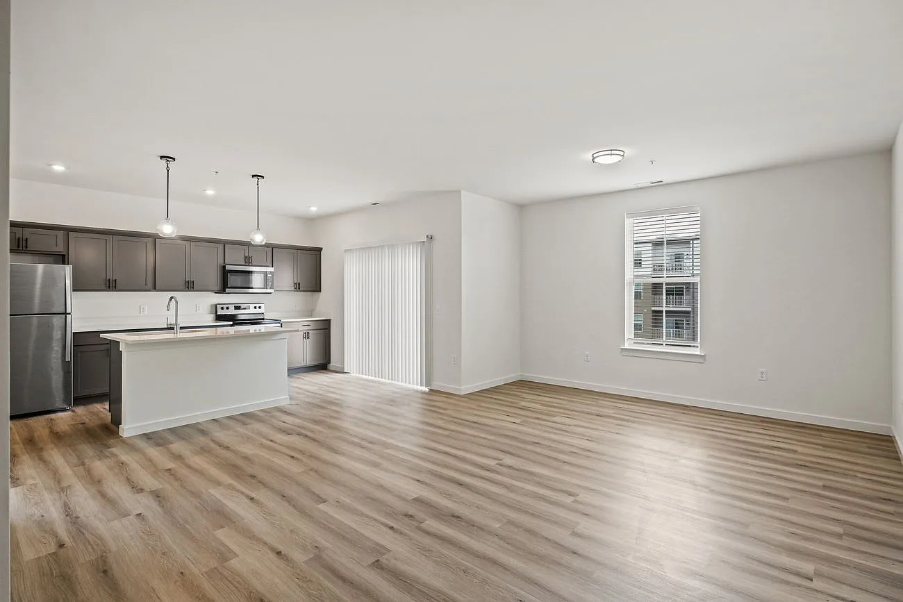 Emerson Flats — Photo 4