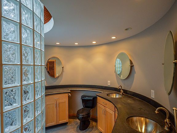 Beautifully designed bath!