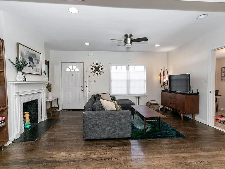 518 Erin Ave SW — Photo 4