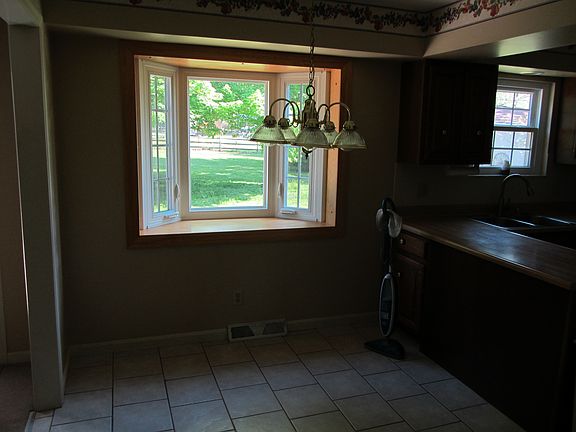 Kitchen Bay Window