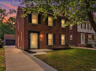 16712 Glastonbury Rd, Detroit, MI 48219