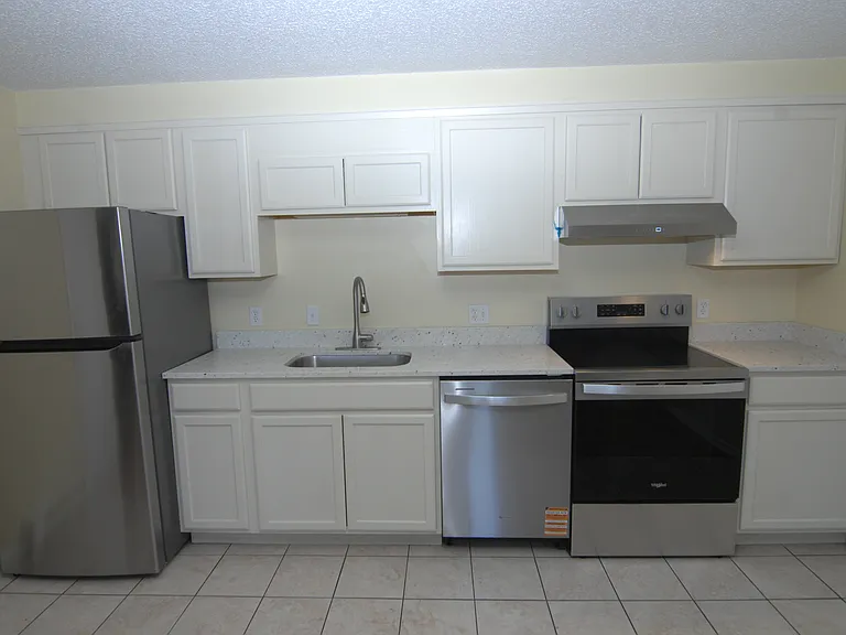 128 Milton Ave #7 — Photo 5