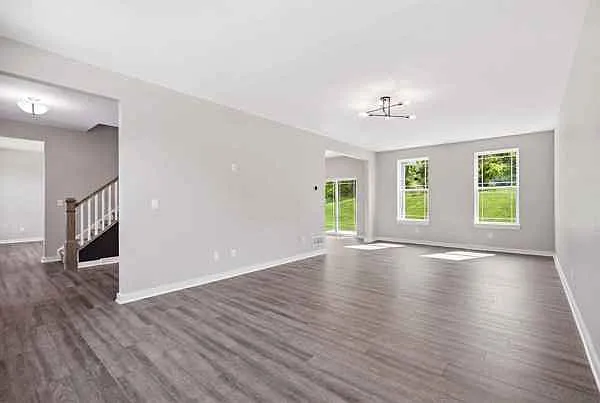 4 bed, 3.5 bath, 2310 sqft, $4,250 — Photo 4