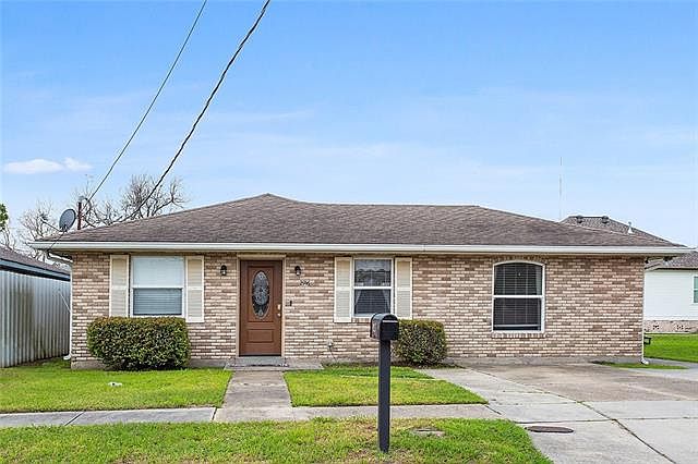 1st image of 2916 Chalona Dr