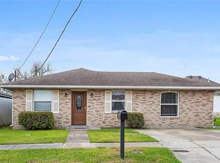 2916 Chalona Dr, Chalmette, LA 70043