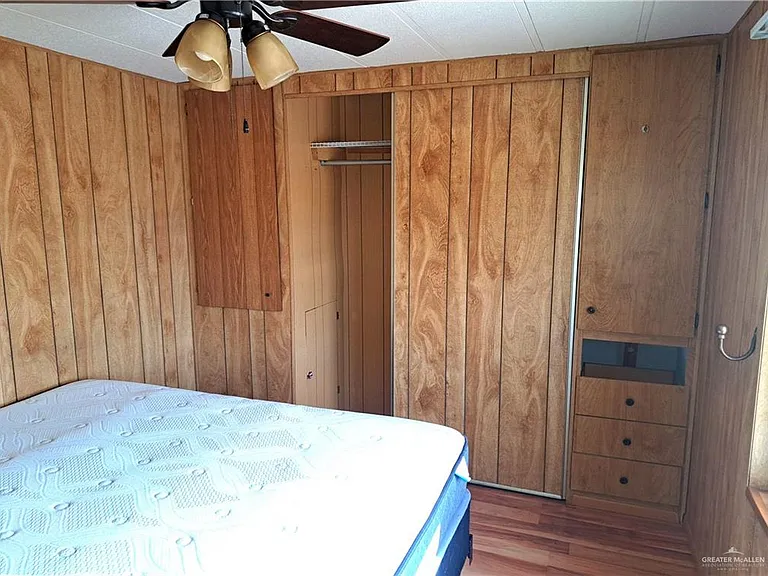 402 Cory Dr #B-10 — Photo 16