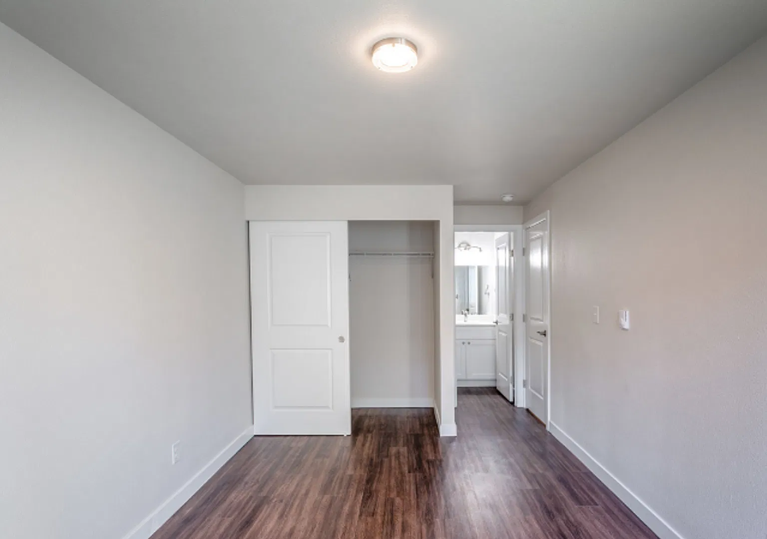 Cedar Park Apartments — Photo 3