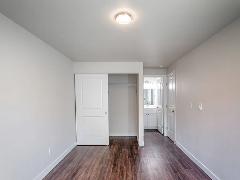 Cedar Park Apartments — Photo 7