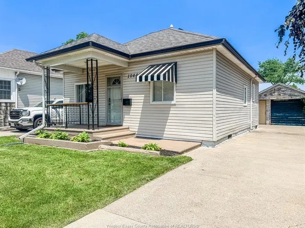 1044 Reedmere Rd, Windsor, ON N8S 2M1