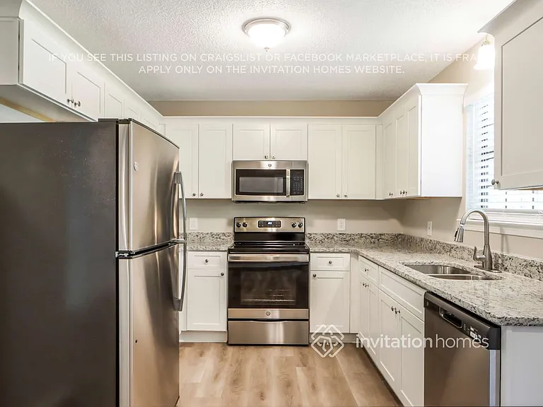 155 Russell Dr — Photo 10