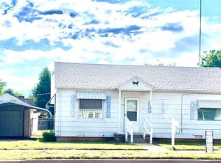 1810 9th St, Woodward, OK 73801