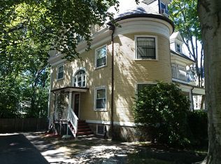 148 Babcock St, Brookline, MA 02446