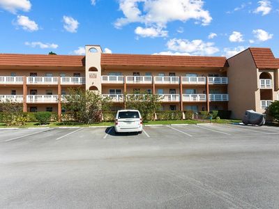 2781 N Pine Island Rd #211, Sunrise, FL, 33322