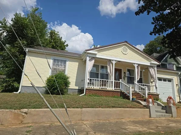 124 Deller St, Lawrenceburg, TN 38464