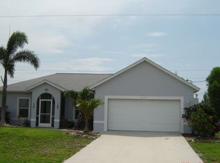 2324 SW 19th Pl, Cape Coral, FL 33991