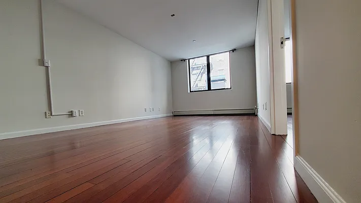 Rented by R New York | media 13