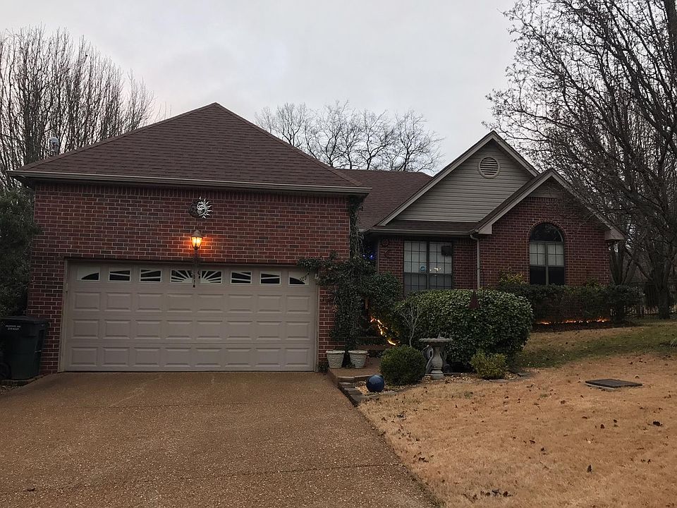 2nd image of 2605 Polo Ct
