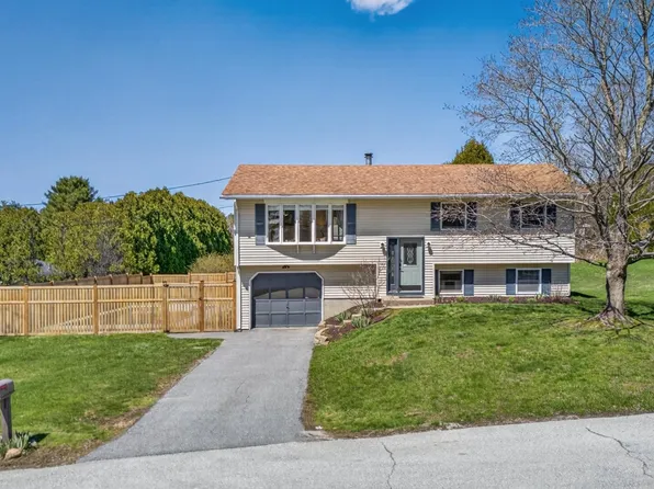 3 Irving Heights, Rutland City, VT 05701