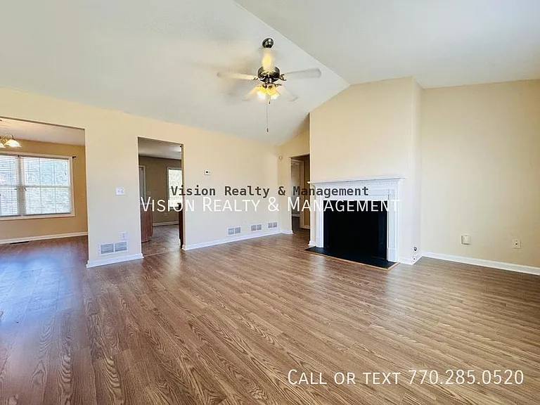 4841 Ventnore Pl — Photo 4